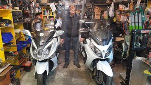 SYM JOYMAX 300 или SYM MAXYM 400.