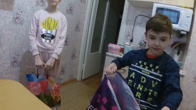 Канал Многомама-Отмечаем 8 Марта/Поздравляем друг друга/крутые подарки часть-1(2020 Год)