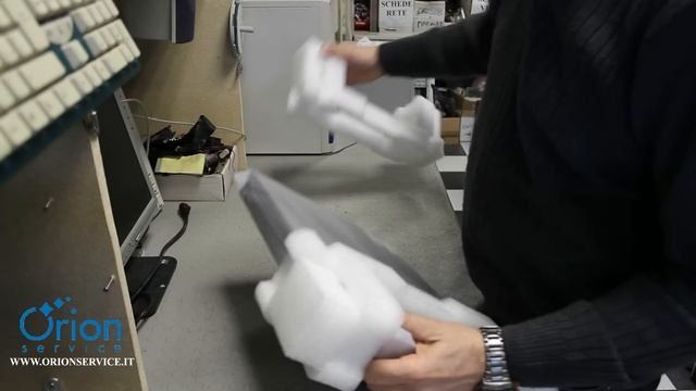 Synology RS212 Unbox Unboxing NAS RS 212 смотреть онлайн