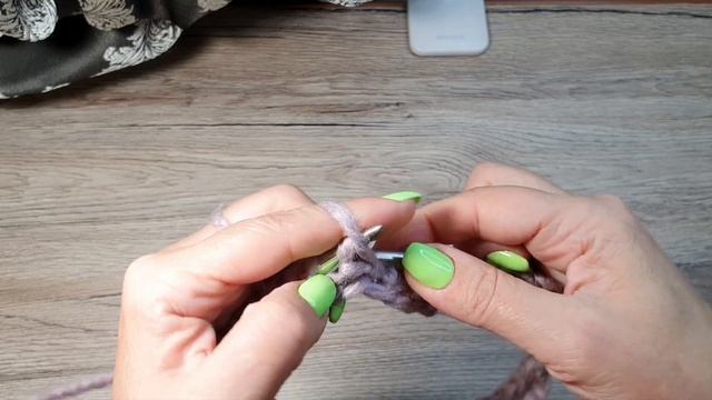 МК Теплая шапка с модной макушкой из одного мотка Пряжи YarnArt ALPINE ALPACA Связать сможет новичо