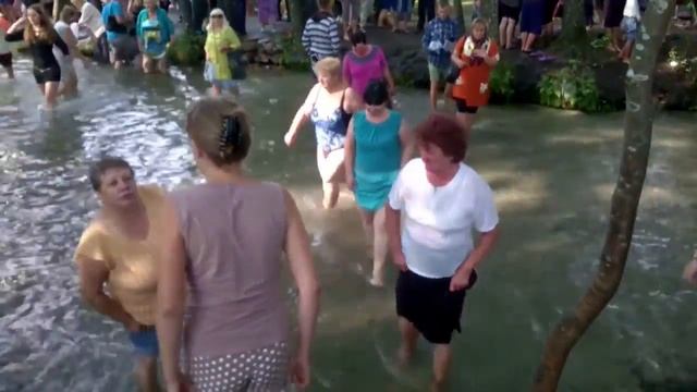 Исцеляющий источник (голубая криница) смотреть онлайн