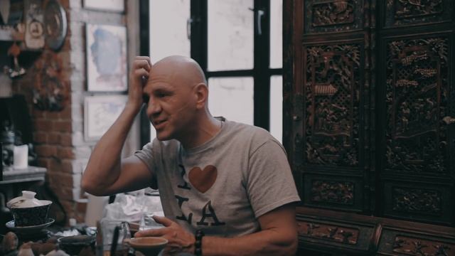Цукерберг - про фамилию, «газчай» и откуда деньги?!  "Чайный базар" #3