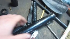 Как вытащить втулку в вилке велосипеда