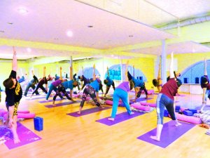 Практика йоги в студии Yoga-Energy 2018.mp4