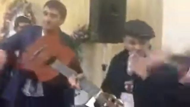 Красиво спел на свадьбе своей бывшей девушки смотреть онлайн