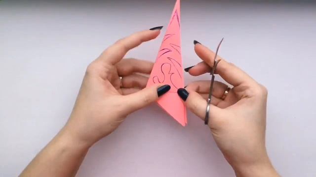 Вырезаем снежинки с Лёлей! Снежинки из бумаги. Трафарет снежинок. смотреть онлайн