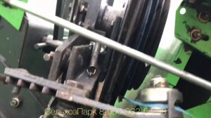 Как заправить нитку-шпагат в Deutz-Fahr RB 3.20 рулонный прессподборщик