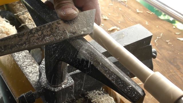 КАК ТОЧИТЬ СВИЛЕВАТУЮ ТОНКУЮ ДРЕВЕСИНУ? смотреть онлайн