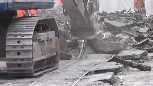 Mega machines hard at work / тяжелые мега-машины делают свою работу
