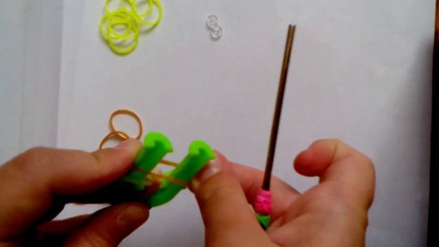 Браслет ,,Цепочка" из резинок на рогатке смотреть онлайн