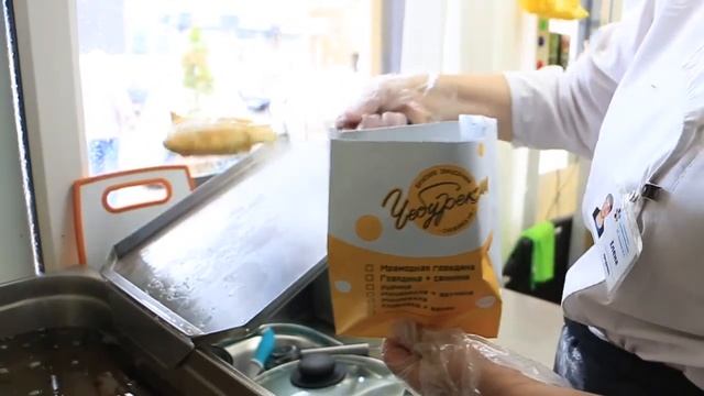 Приготовления чебуреков в ЧебурекМи