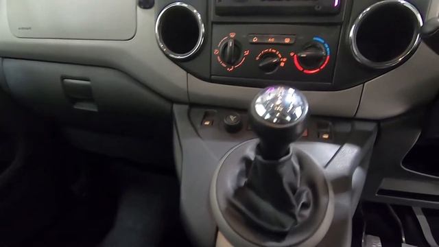 PEUGEOT PARTNER TEPEE FAMILY 1.6 HDI DIESEL смотреть онлайн