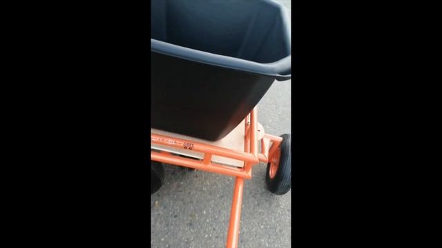 четырехколесная тележка для сада