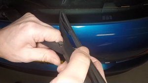 How to Replace the wiper blades on the Peugeot 207 2006 to 2013