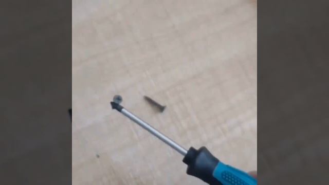 270-001-B Набор отверток/плоский шлиц/крестовой шлиц/магнитный наконечник (9 предметов) смотреть онлайн