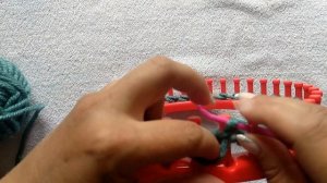 Шапка на луме, вязание на луме