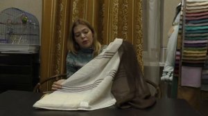 #225. Какие шторы выбрать для кухни в деревенском стиле, если стены отделаны деревянным блокхаусом?