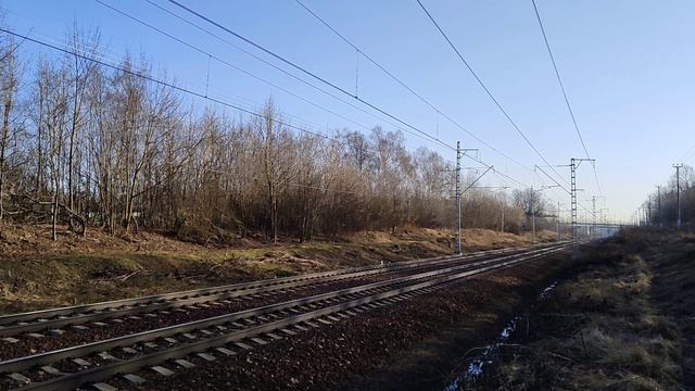 Опаздывающий Янтарь, приветливые машинисты и синие поезда на Белорусском направлении