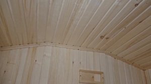 Готовая мобильная баня из профилированного прямого бруса с проливными полами.