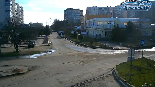 Перекрёсток в Щёлкино, 10.02.2015 - time-lapse с камеры 2 смотреть онлайн