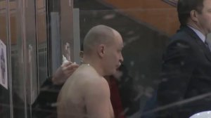Хоккей. Драка главных_тренеров!  
Андрей Разин (топлесс) против Алексея Ждахина.