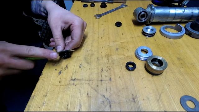 Ремонт амортизатора мотоцикла ЗиД-200 Курьер смотреть онлайн