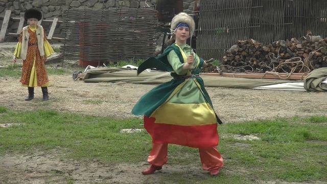 Танец с саблями /реконструкция "Азовское осадное сидение" /Донской военно-исторический музей/ 2023г смотреть онлайн