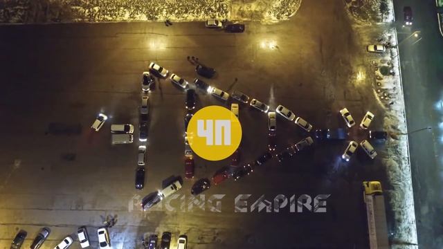 Елка из машин в городе Салават смотреть онлайн