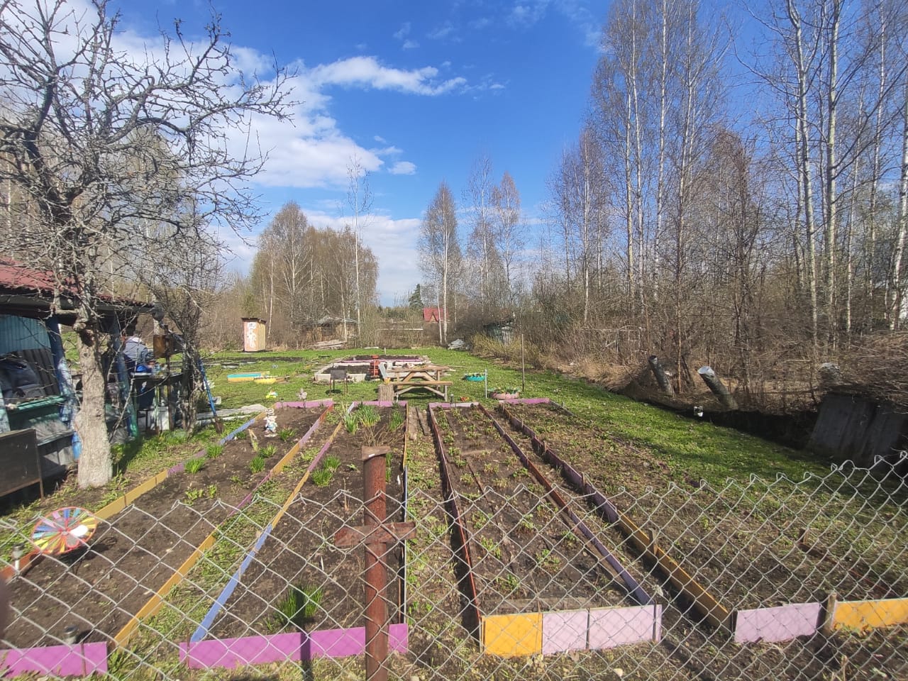 Цена 399 тыс.руб. Продается дача в СНТ "50 лет Октября" Туголесский Бор Шатура Московская область.