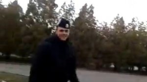 прикол с кепкой )))