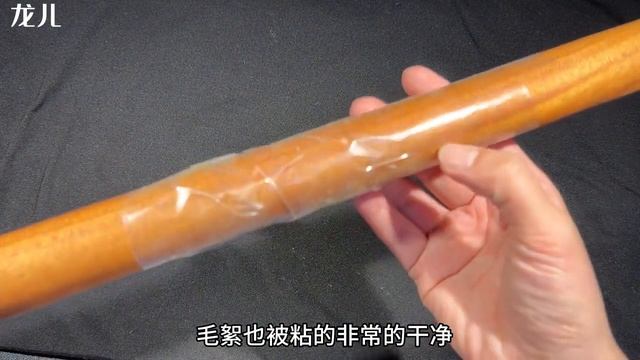 衣服粘毛誰還買滾筒？教你一招，只需一根擀麵杖，乾淨快速去毛絮【百變小廚坊】#衣服粘毛 #衣服 #粘毛