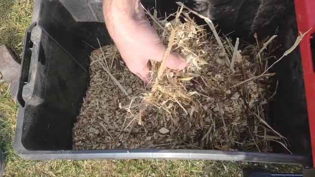 Видеоотзыв о садовом измельчителе веток Зубр ЗИЭ 40 2500 2,5кВт смотреть онлайн