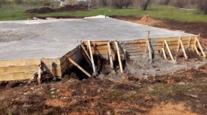 фундамент свайный с ростверком и полами по грунту