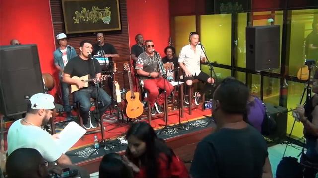 Art Popular com Leandro Lehart - Show Acústico смотреть онлайн