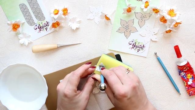 МК Нарциссы с помощью ножей от Agiart смотреть онлайн