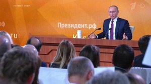 Владимир Путин: Россияне не хотят в своей стране "майданов", чтобы по улицам бегали "саакашвили"