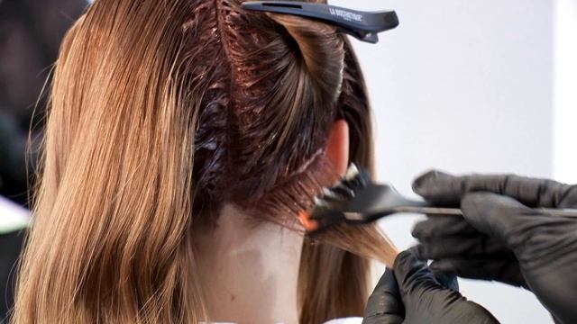 Gouache – as unique as you – La Biosthétique color trend (GB) смотреть онлайн