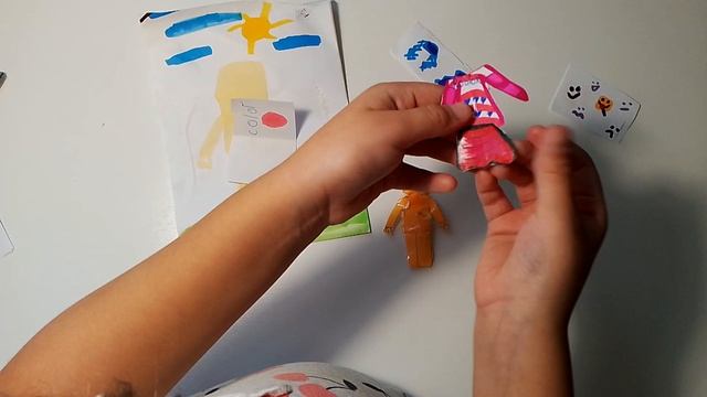 Открытие сюрприза Roblox #поделкиизбумаги #бумажныесюрпризы #интересныеподелки смотреть онлайн