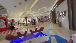 ЗУБАРЕВ УГАРАЕТ В ТЦ С АЛИНОЙ  СТРИМ ЗУБАРЕВА В КИТАЕ