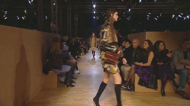 Givenchy Fall/Winter 2016-2017 смотреть онлайн