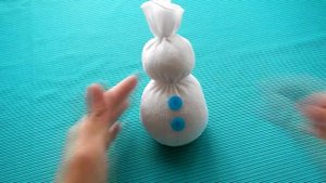 Снеговик из носка: мастер-класс