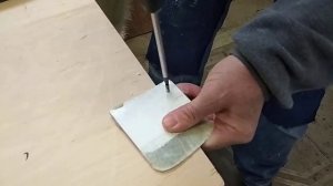 Крепление саморезов к пластику