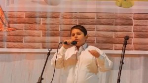 Классно поет парнишка. Эдмон Арутюнян из с. Болото