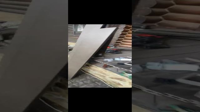 Монтаж входной группы со ступеньками в обе стороны и ограждением по периметру. День 5