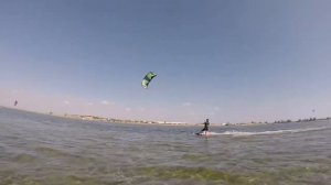 Крым, Мирный. Обучение Кайтсерфингу с кайт школой "СНОУКАЙТ.РФ"