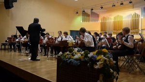 Е.Дербенко. "В гости к Деду Морозу".