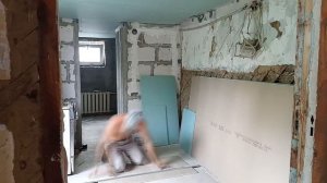 №4 Монтаж гипсокартона и пароизоляции на потолок своими руками. Ремонт в старом доме