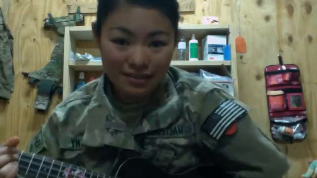 Lady Gaga - Edge Of Glory - Ukulele Cover смотреть онлайн