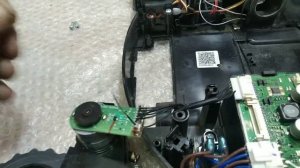 Робот пылесос Samsung SR10M7010UW  ремонт.