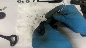 Чистка переключателя скоростей на велосипеде #ремонт_велосипедов #велоремонт #велосервис #вело